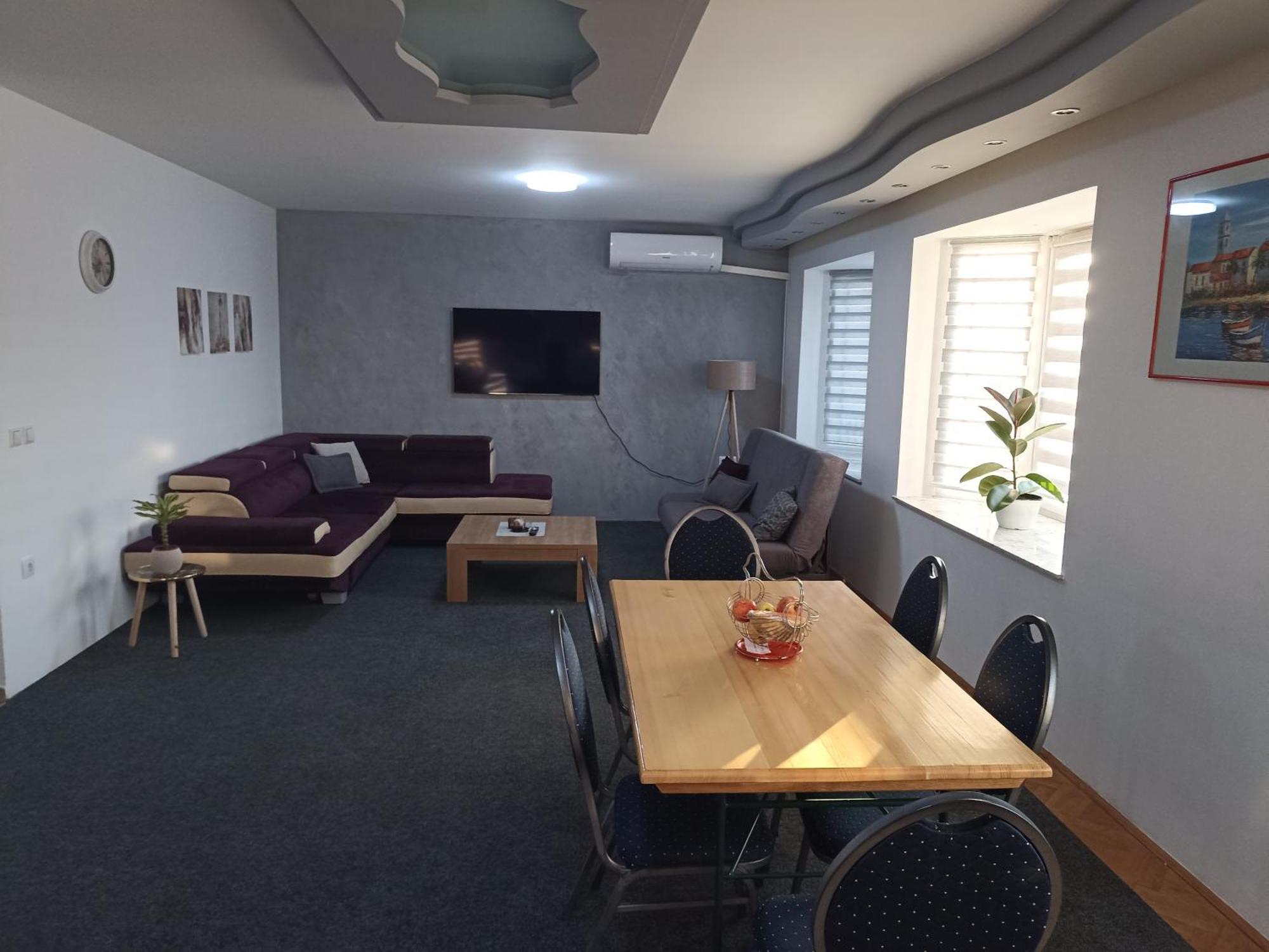 Royal Apartmani Bosanski Samac Buitenkant foto