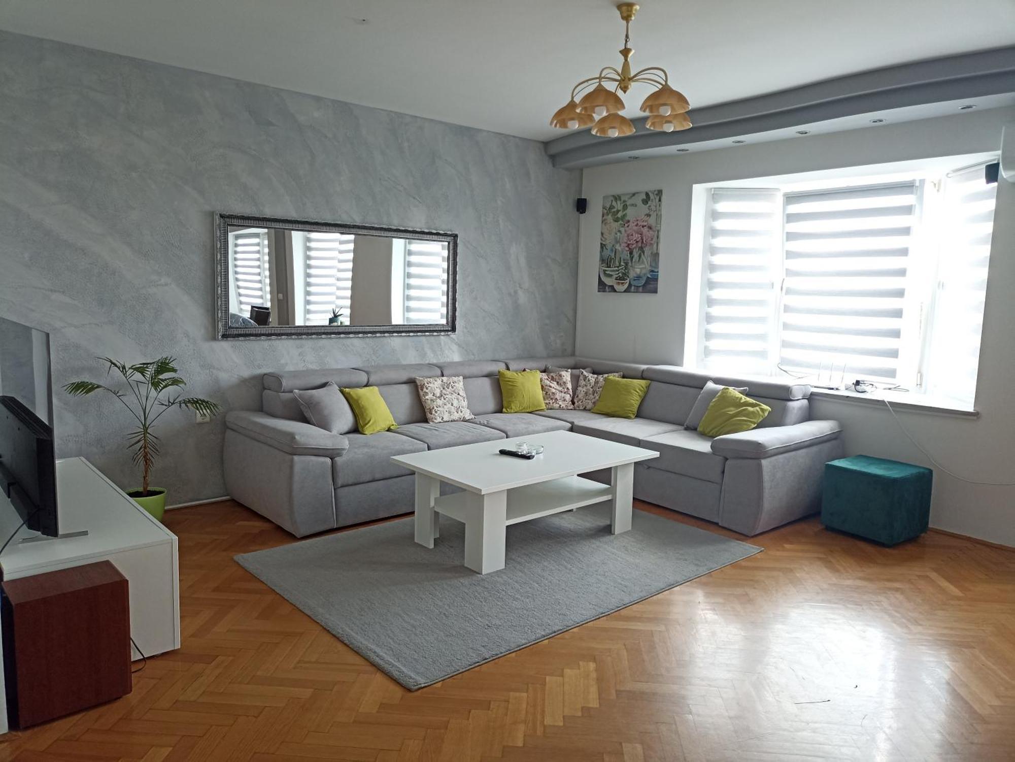 Royal Apartmani Bosanski Samac Buitenkant foto